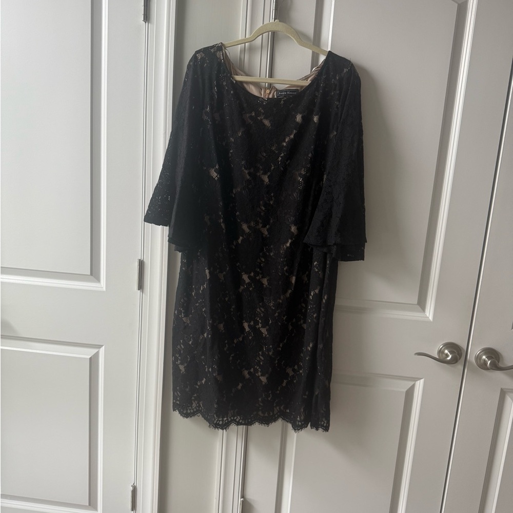 Elegant Black Lace Dress